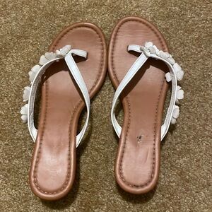 Madeline Stuart flip flops